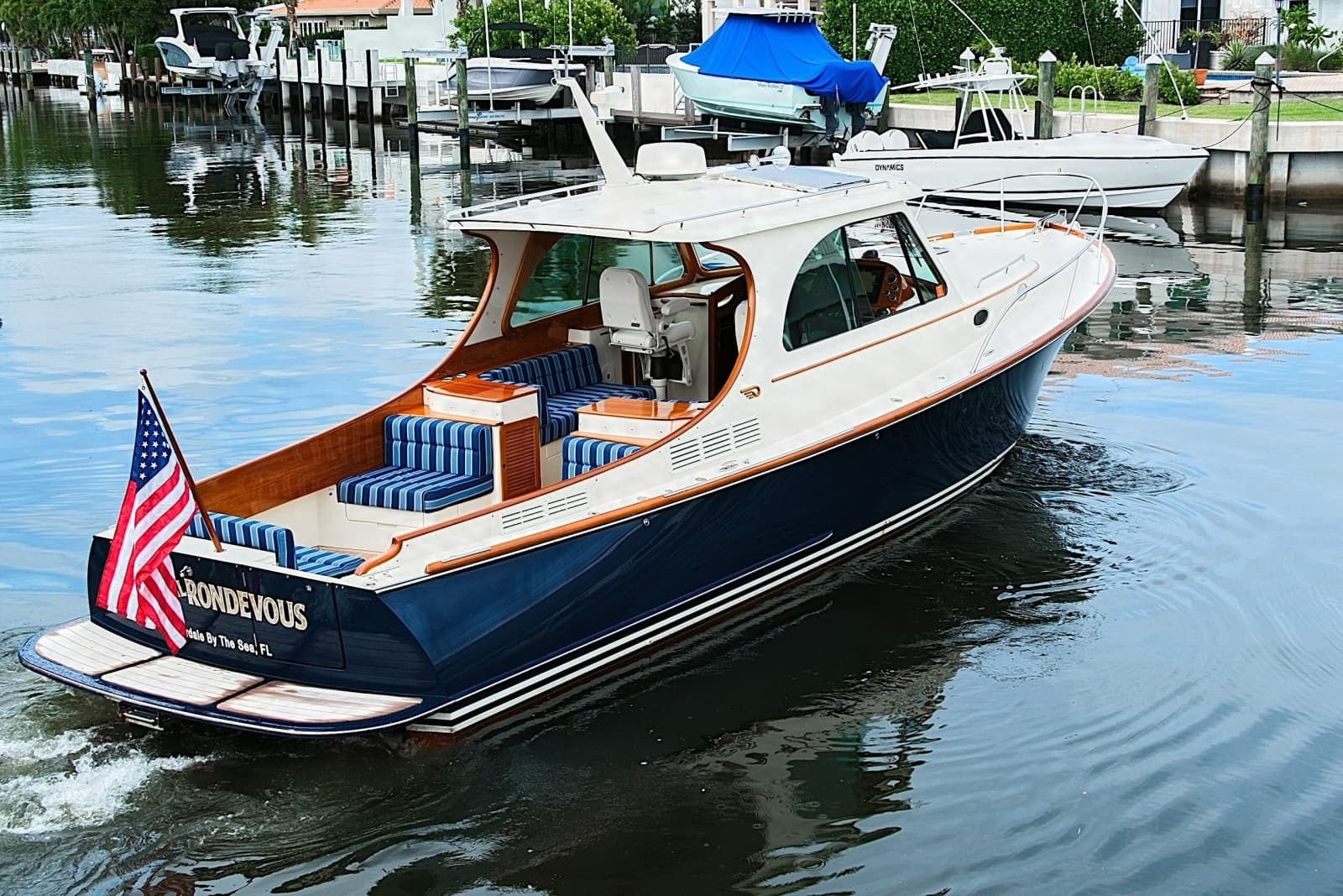 2018 Hinckley Picnic Boat 37 MKIII - Photo 3