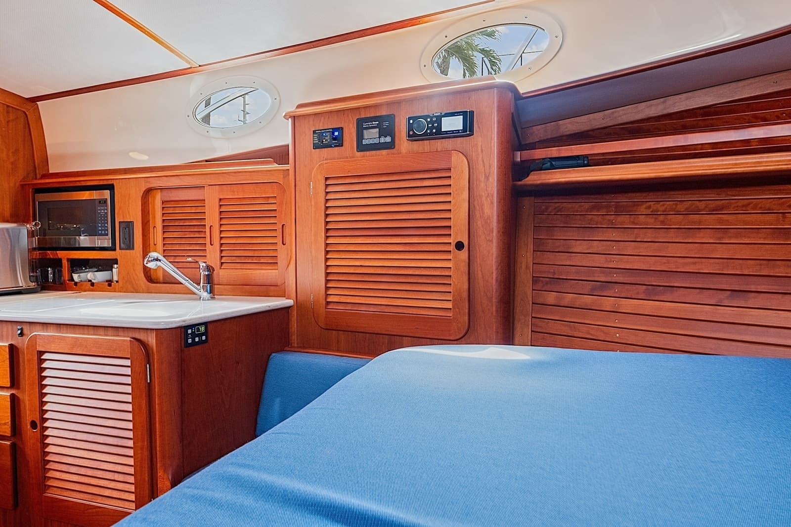 2018 Hinckley Picnic Boat 37 MKIII - Photo 52