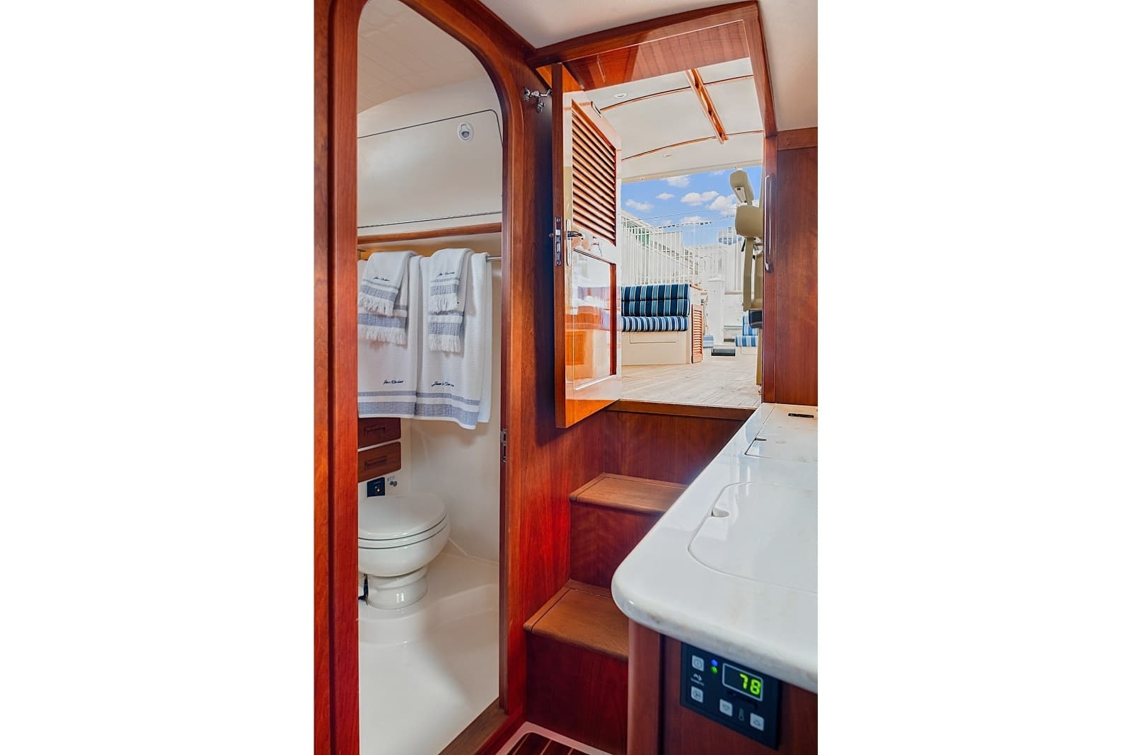 2018 Hinckley Picnic Boat 37 MKIII - Photo 53