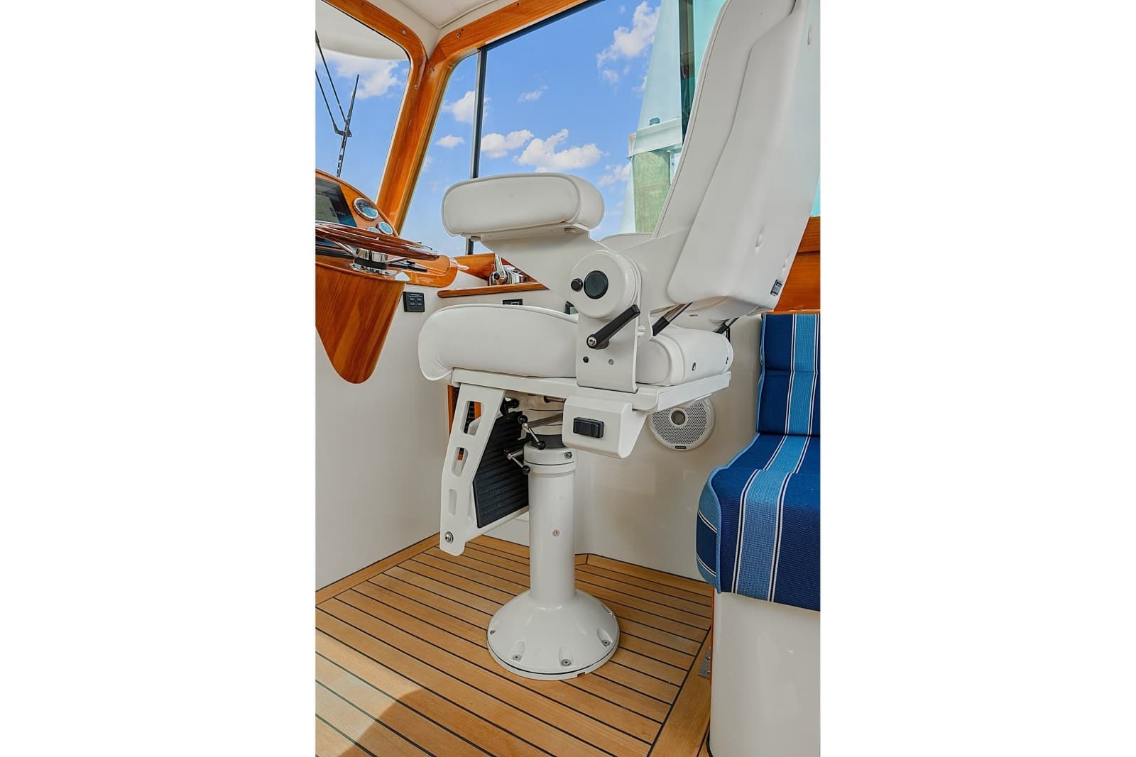 2018 Hinckley Picnic Boat 37 MKIII - Photo 39