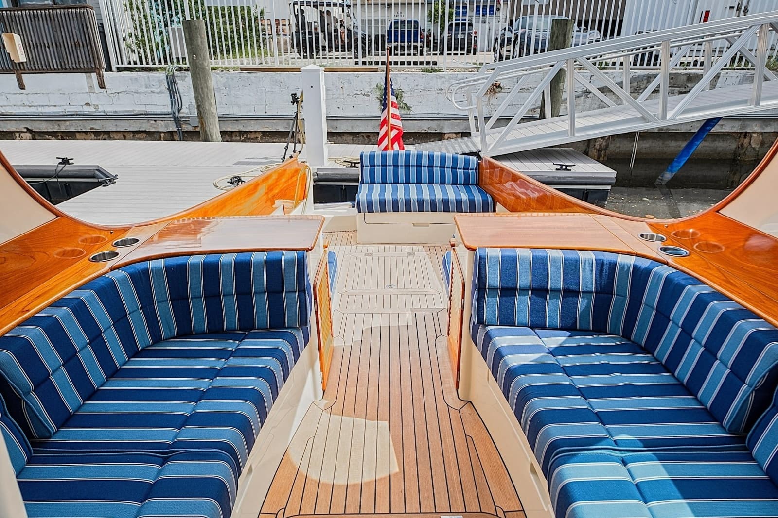 2018 Hinckley Picnic Boat 37 MKIII - Photo 29