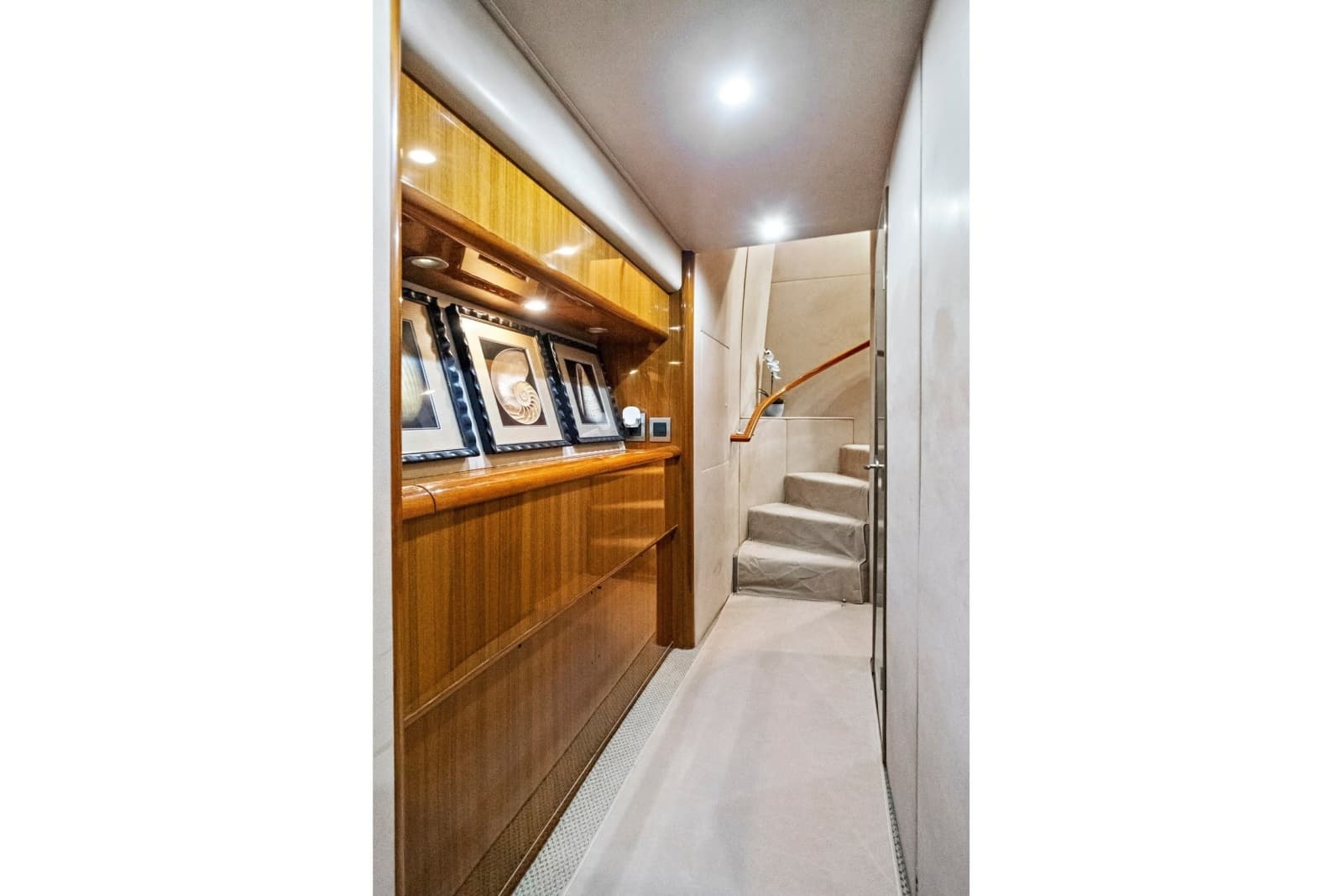 2008 Viking 74 Enclosed Bridge - Photo 69