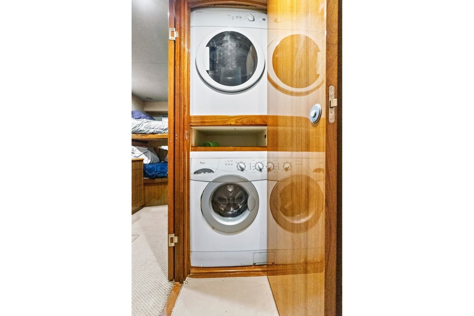 2008 Viking 74 Enclosed Bridge - Photo 52