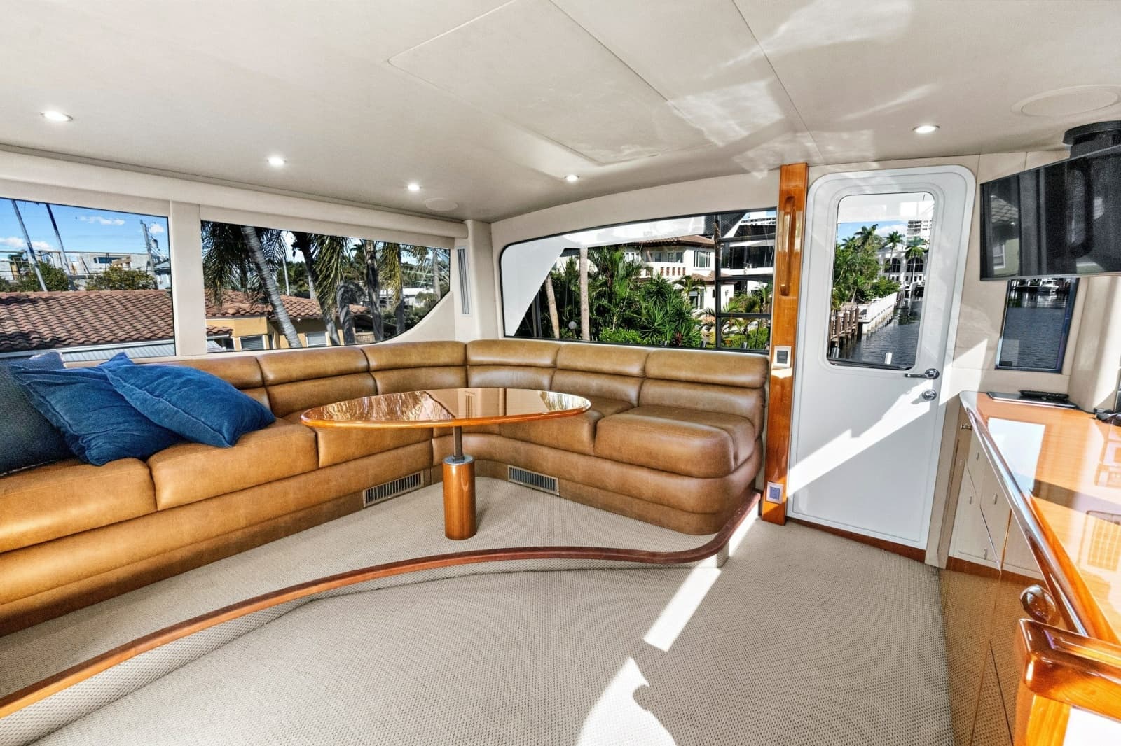 2008 Viking 74 Enclosed Bridge - Photo 37