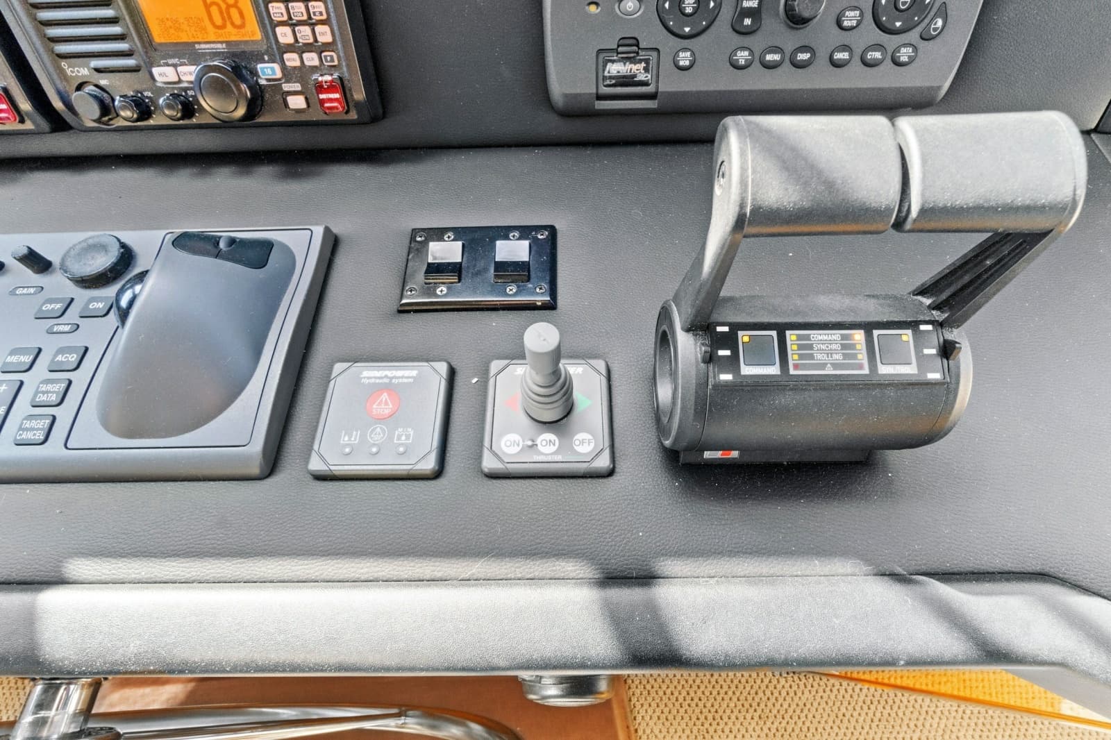 2008 Viking 74 Enclosed Bridge - Photo 46