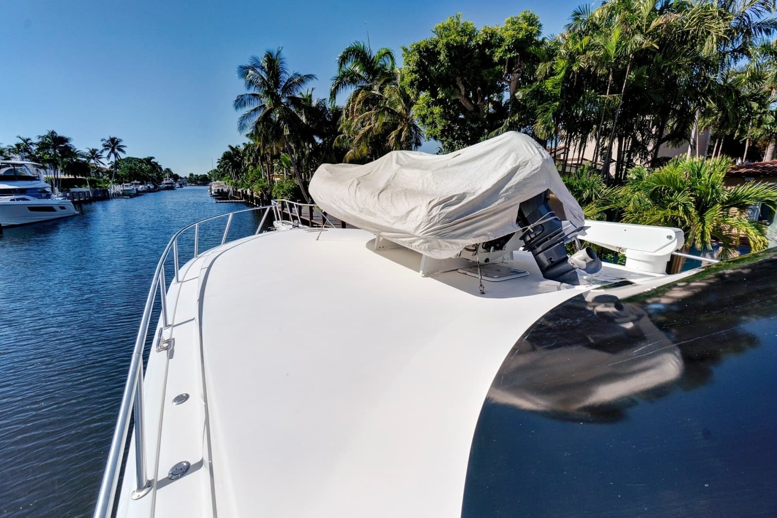 2008 Viking 74 Enclosed Bridge - Photo 10