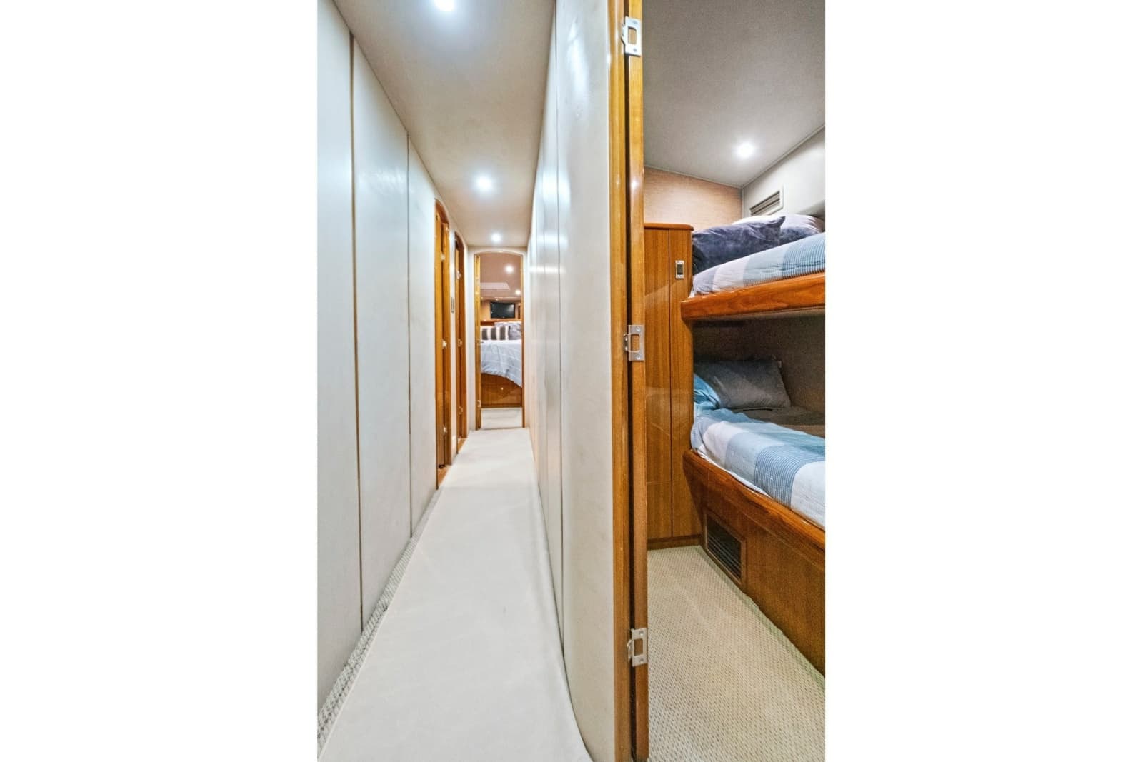 2008 Viking 74 Enclosed Bridge - Photo 50