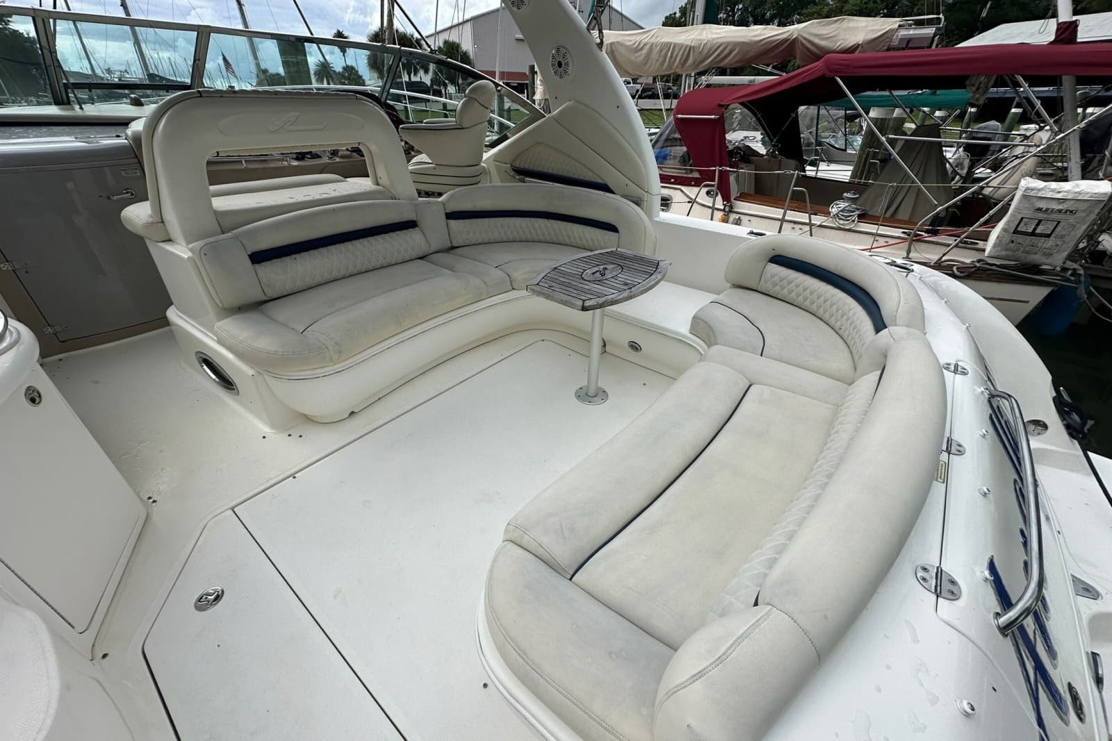 2003 Sea Ray 420 Sundancer - Photo 26