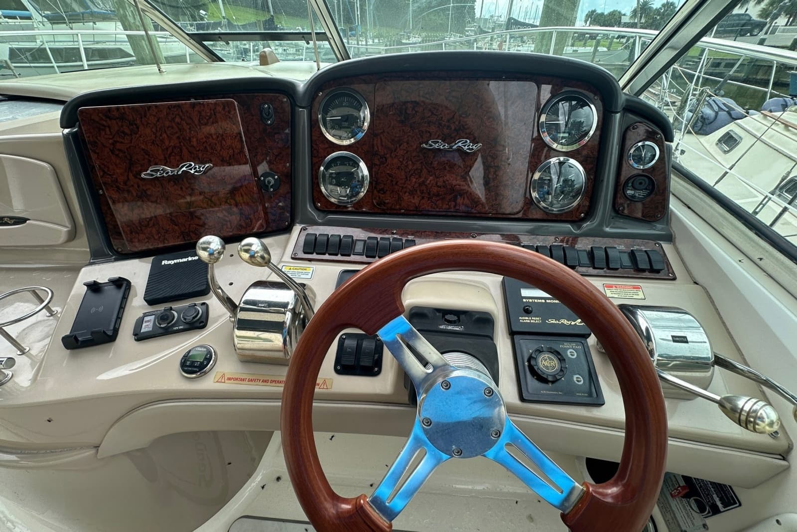 2003 Sea Ray 420 Sundancer - Photo 21