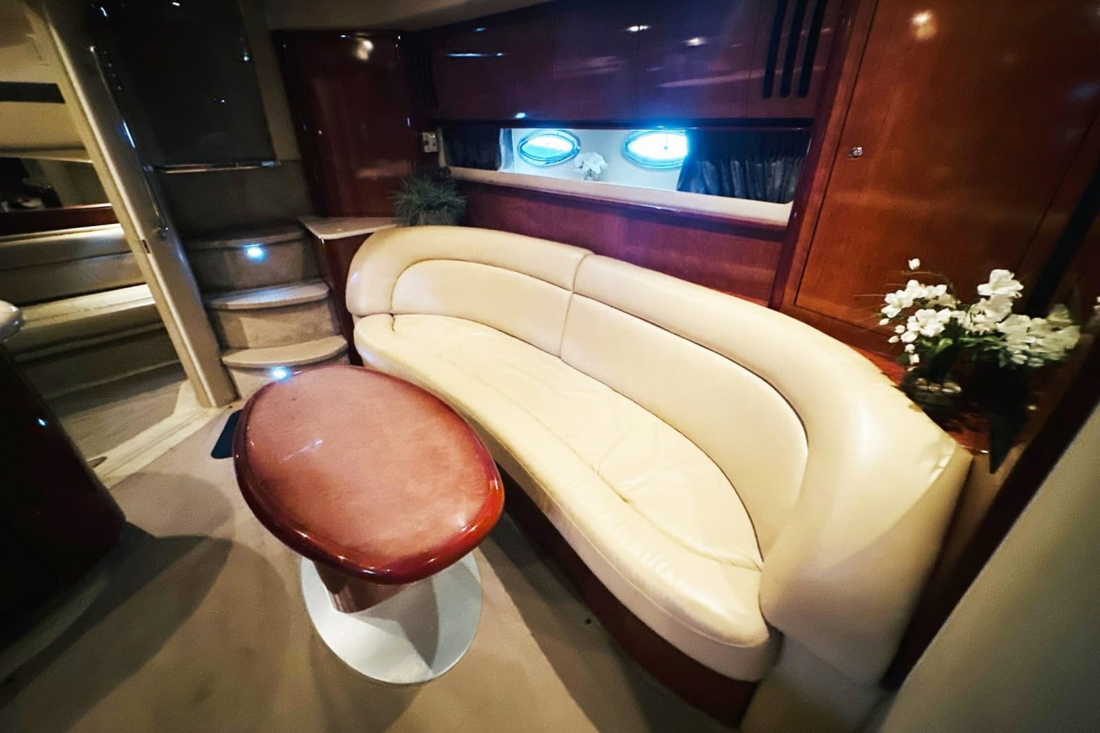 2003 Sea Ray 420 Sundancer - Photo 6