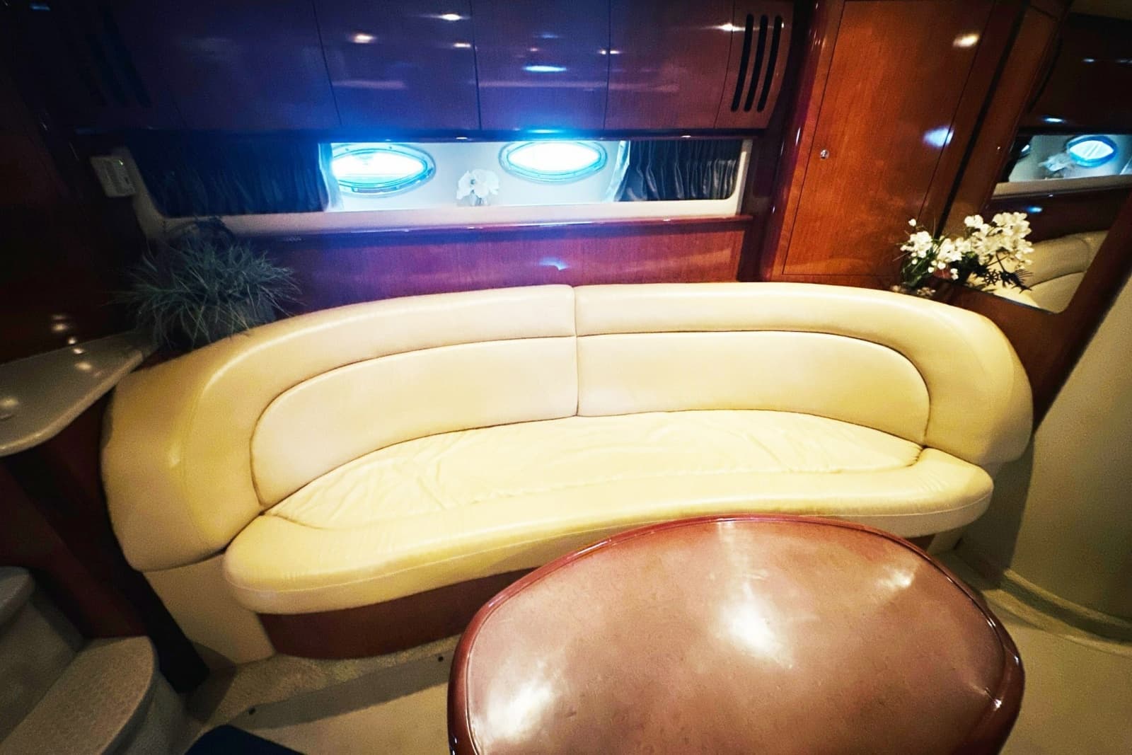 2003 Sea Ray 420 Sundancer - Photo 7