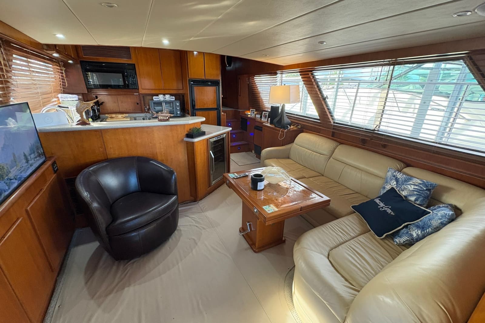 2003 Symbol 50 Pilothouse - Photo 11