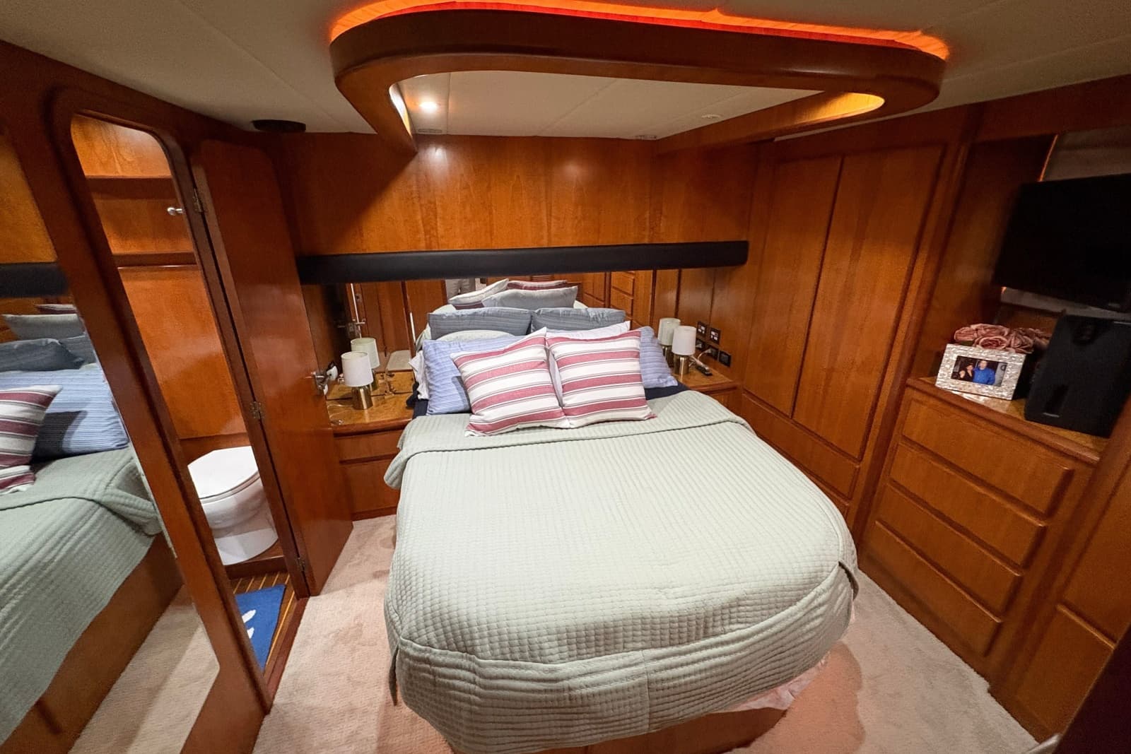 2003 Symbol 50 Pilothouse - Photo 42