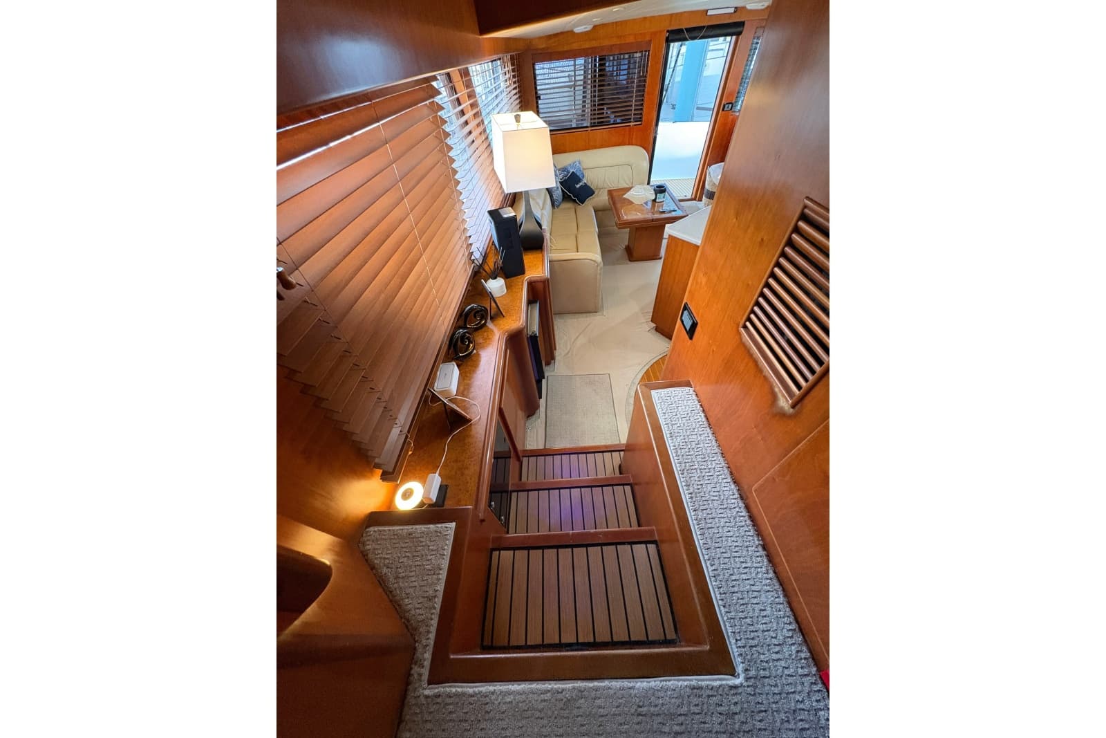 2003 Symbol 50 Pilothouse - Photo 8