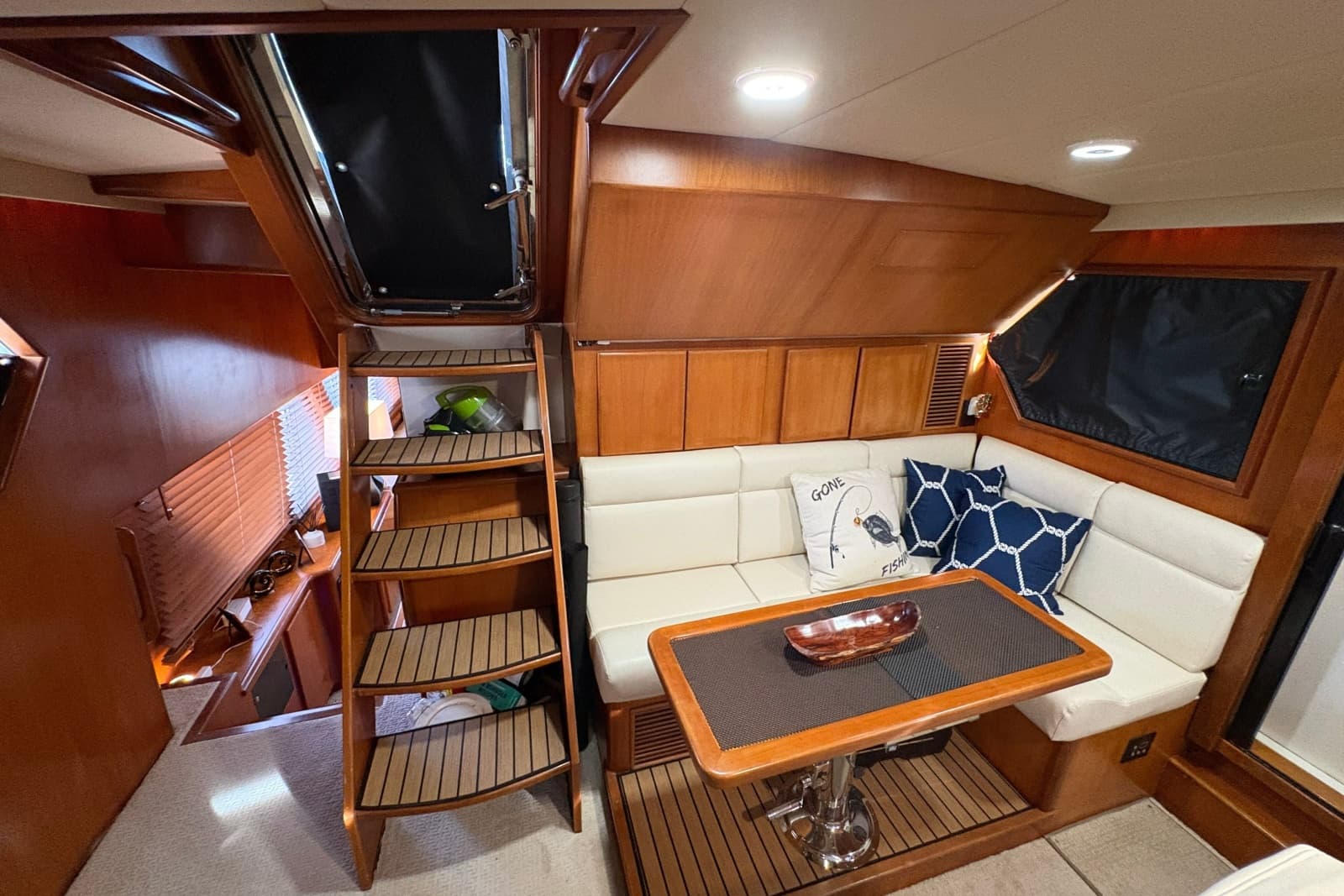 2003 Symbol 50 Pilothouse - Photo 24