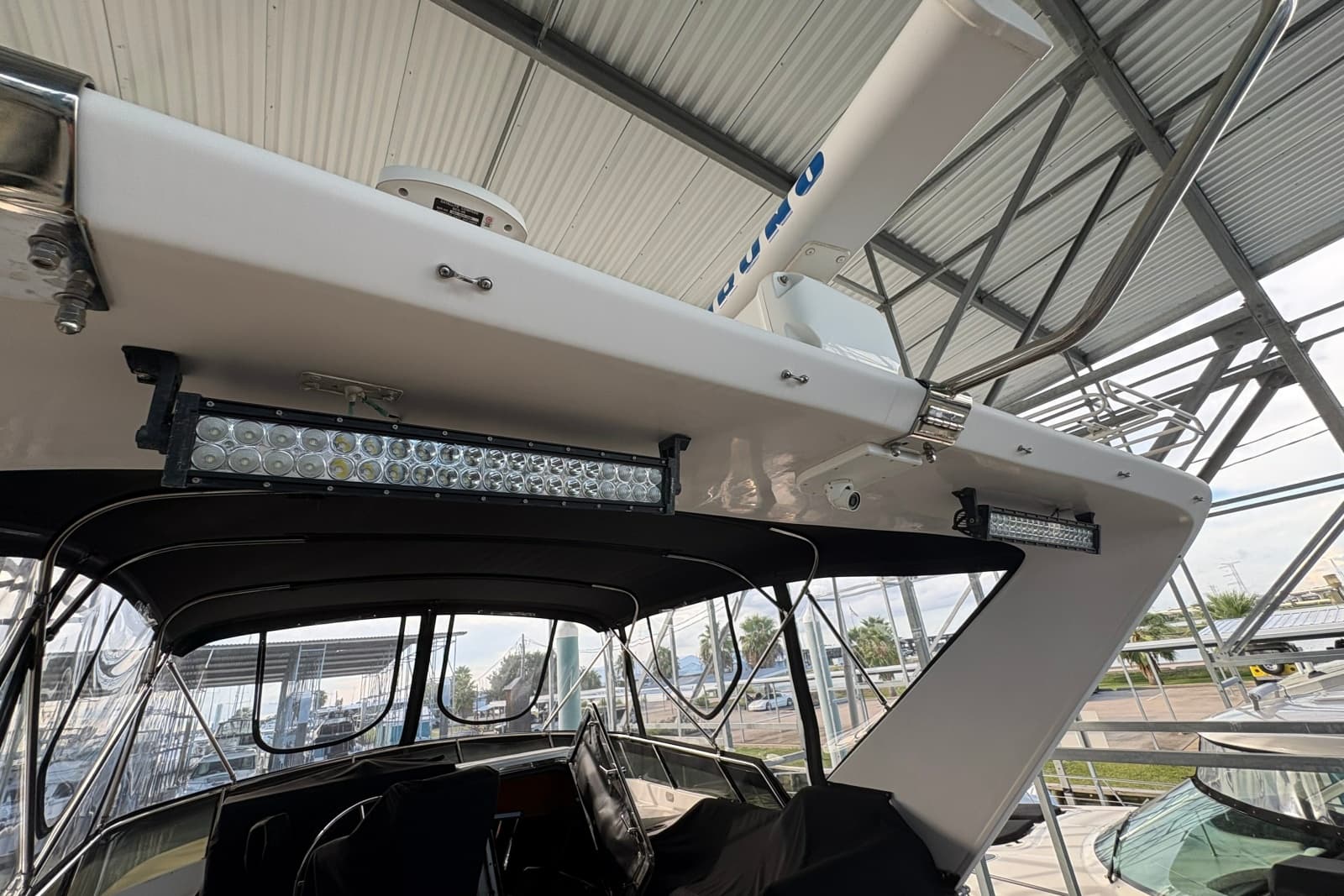 2003 Symbol 50 Pilothouse - Photo 40