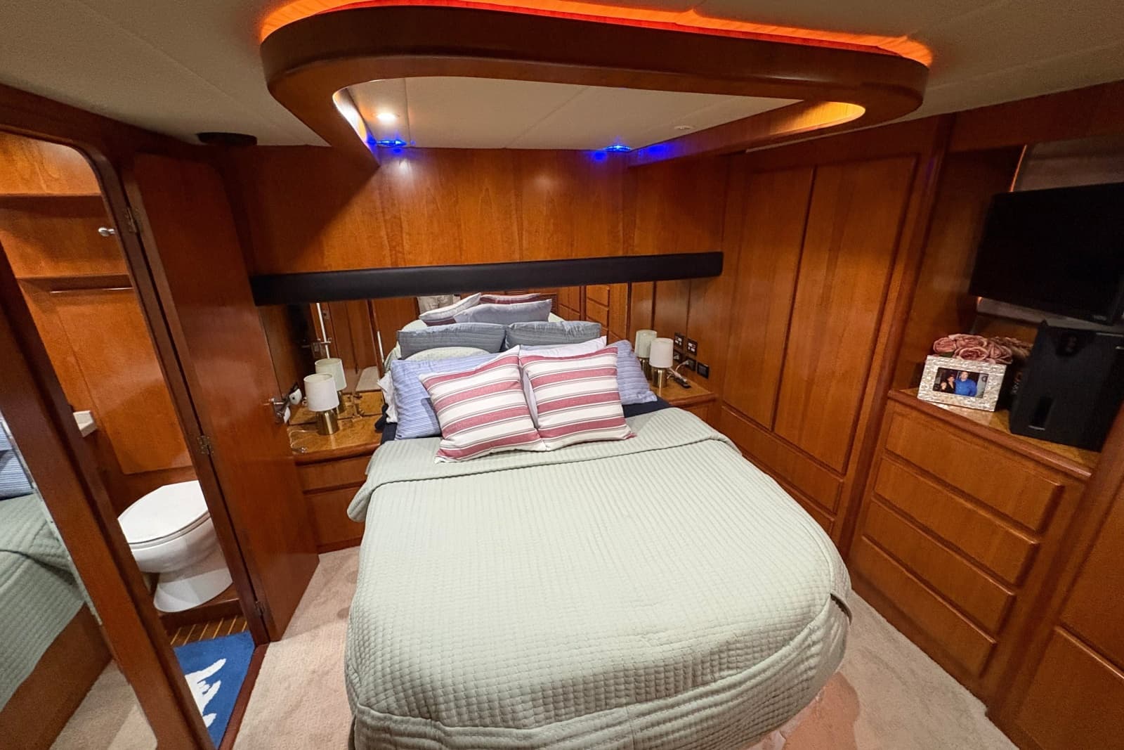 2003 Symbol 50 Pilothouse - Photo 48