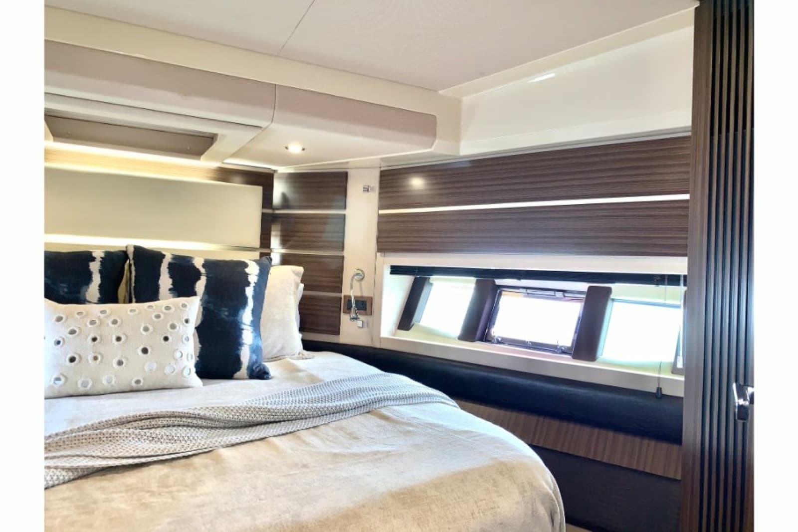 2016 Azimut FLY 60 - Photo 46