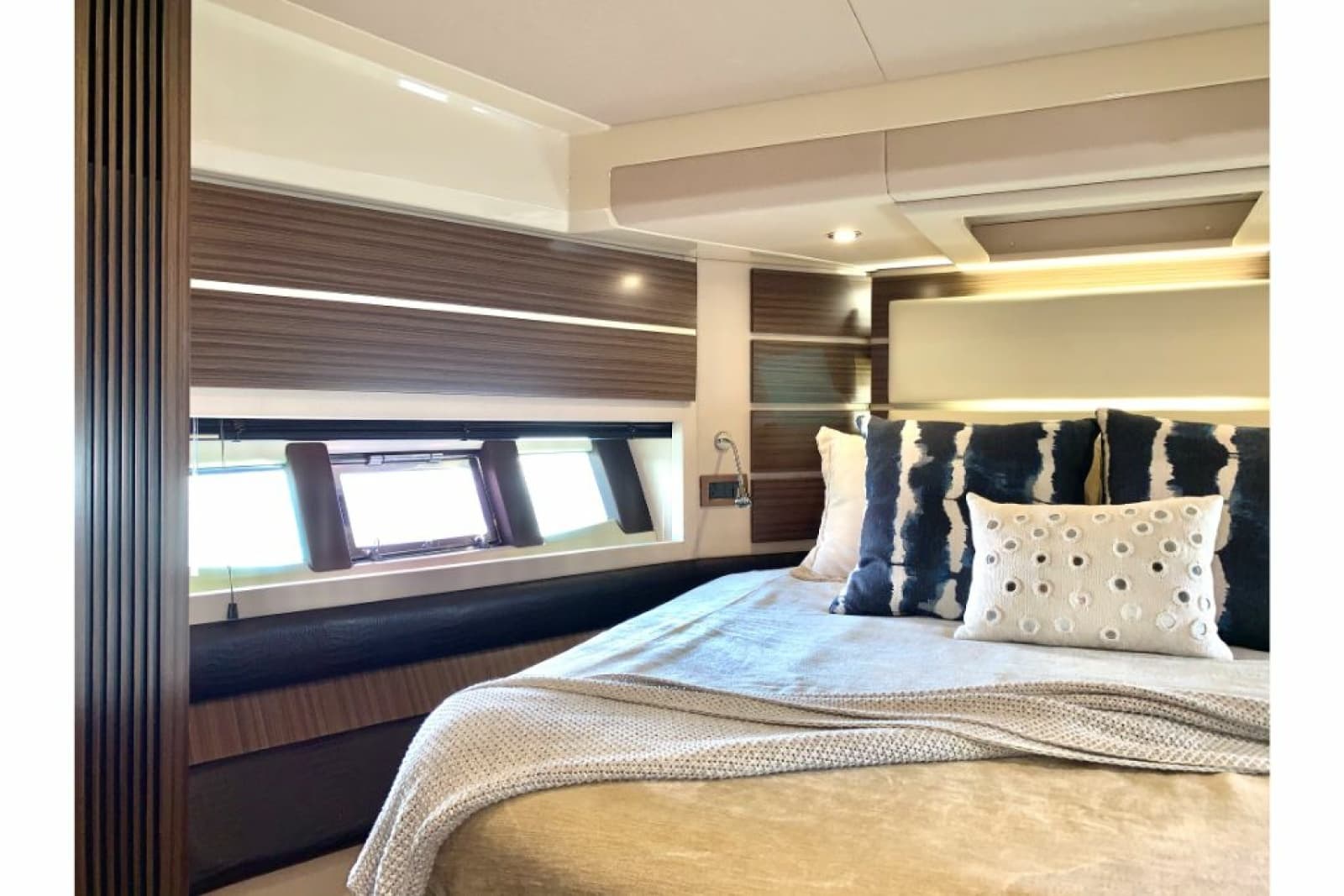 2016 Azimut FLY 60 - Photo 45