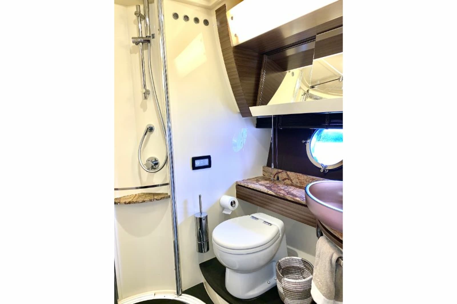 2016 Azimut FLY 60 - Photo 51