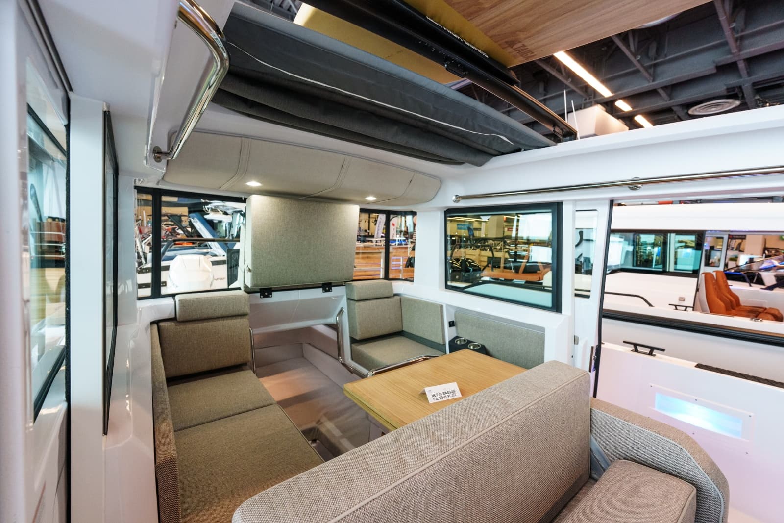 2025 Axopar 37 XC Cross Cabin - Photo 17