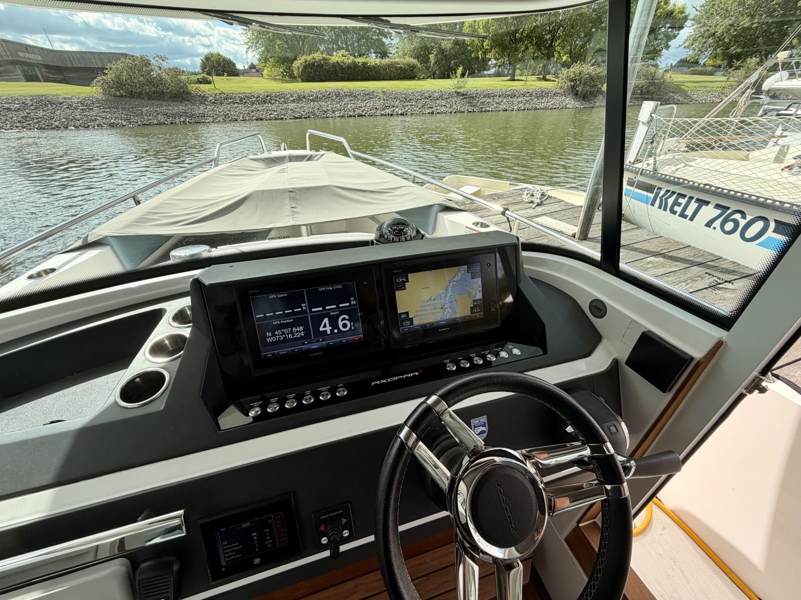 2018 Axopar 28 XC CROSS CABIN - Photo 22