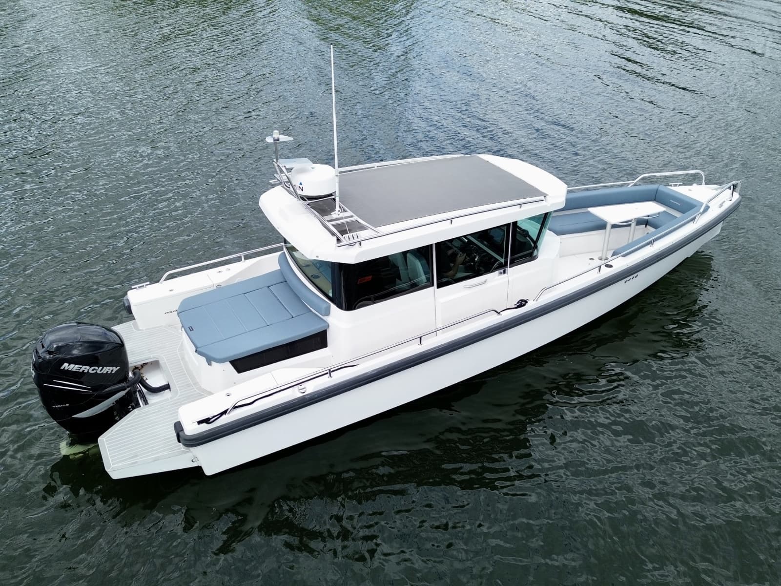 2018 Axopar 28 XC CROSS CABIN - Photo 10