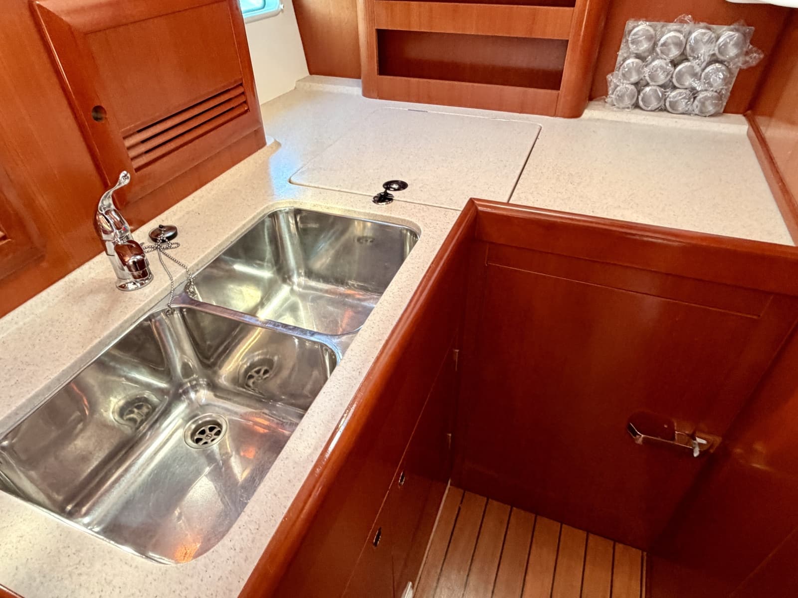 2006 Beneteau 423 - Photo 15