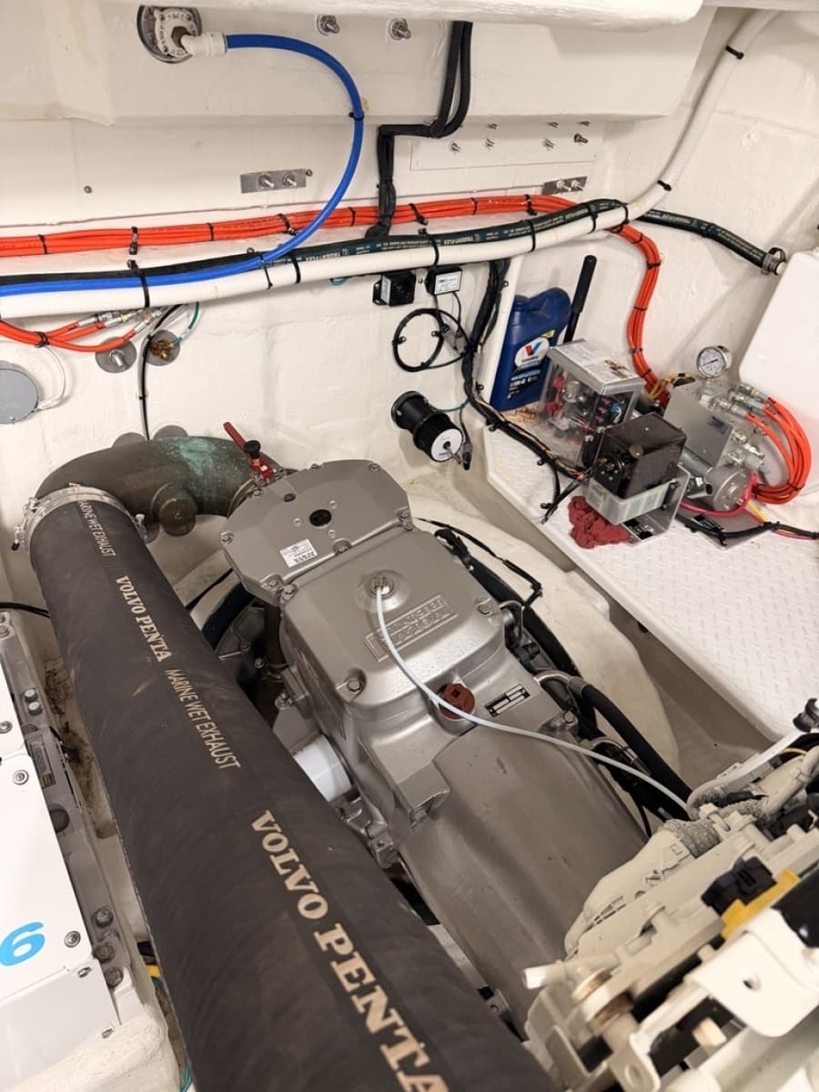 2023 Cruisers Yachts 50 Cantius - Photo 31