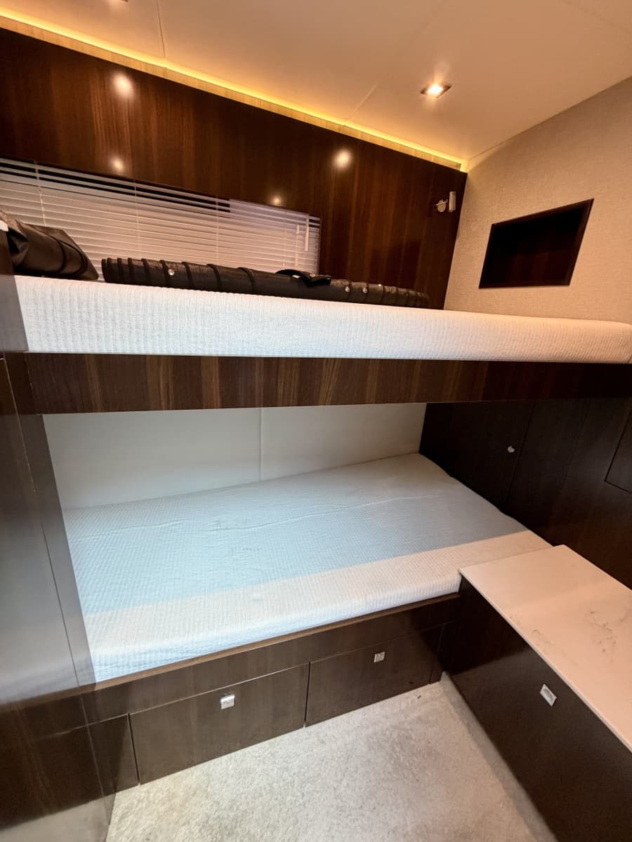 2023 Cruisers Yachts 50 Cantius - Photo 26