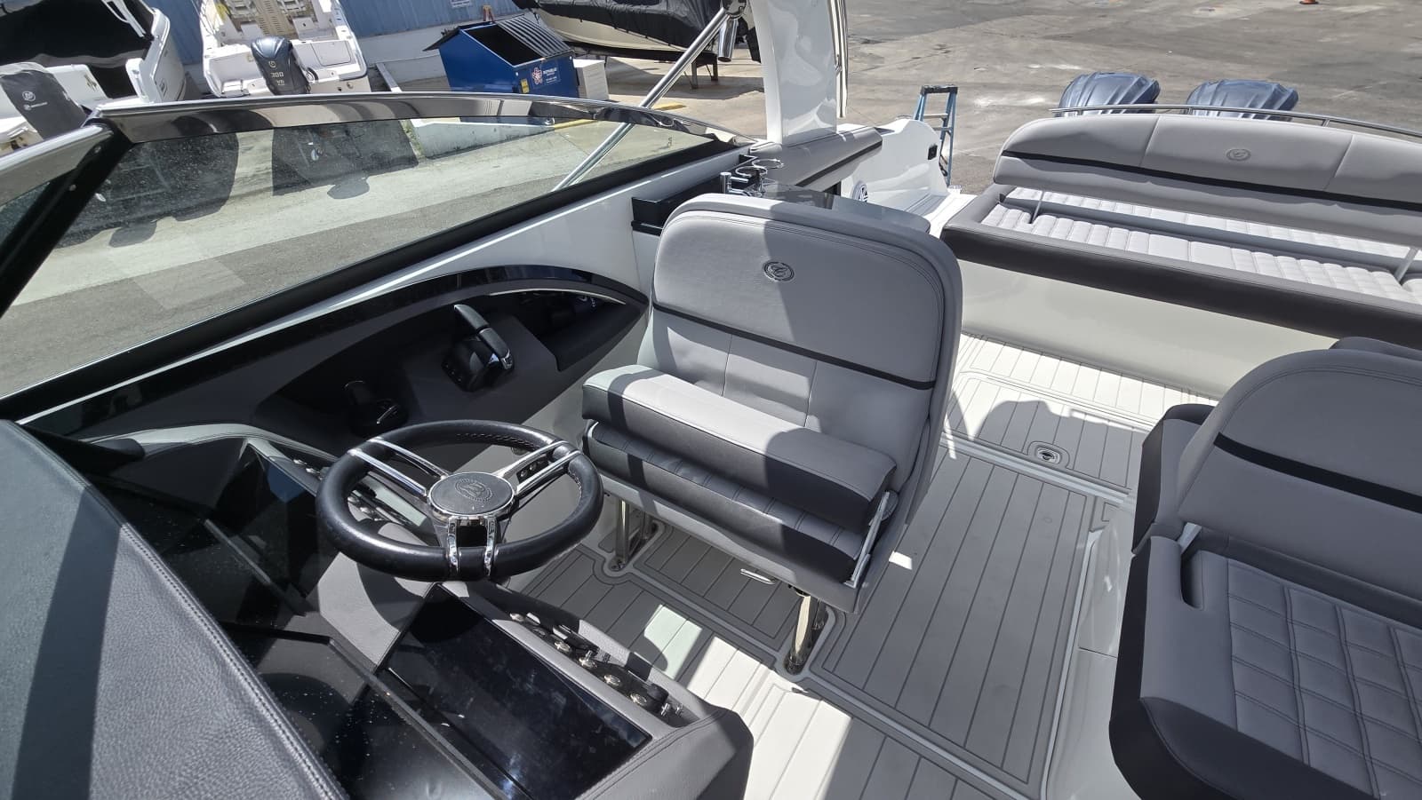 2023 Cobalt 30SC - Photo 6