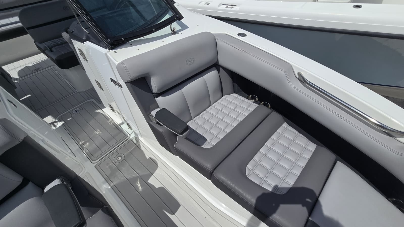 2023 Cobalt 30SC - Photo 17