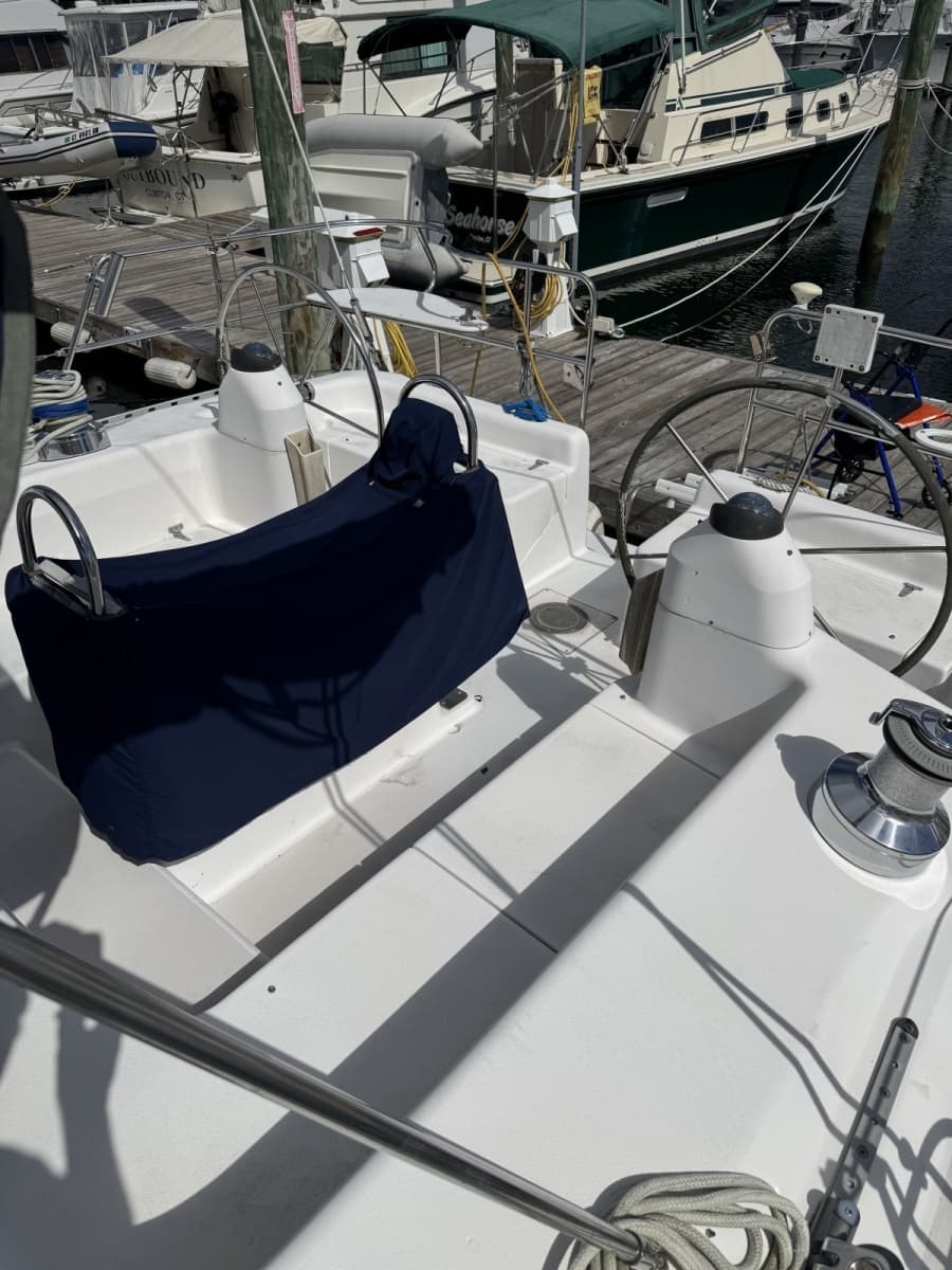 2000 Catalina 400 Mark II - Photo 6