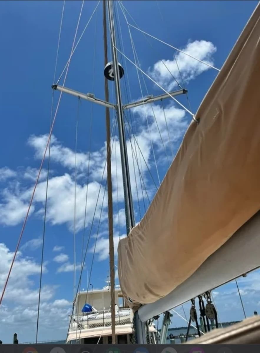 2005 Beneteau 423 - Photo 2