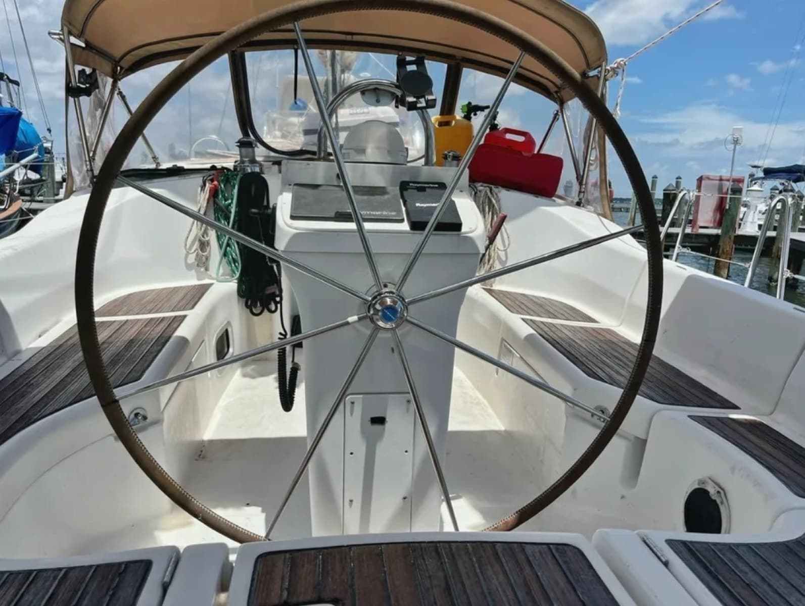 2005 Beneteau 423 - Photo 4