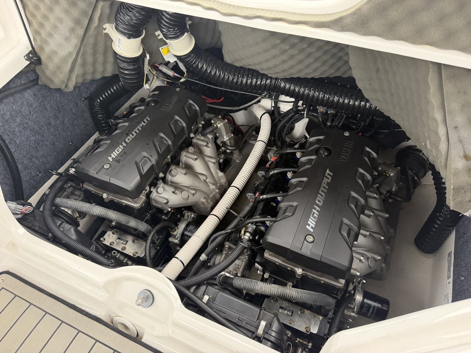 2020 Yamaha Boats 242 Limited S E-Series - Photo 21
