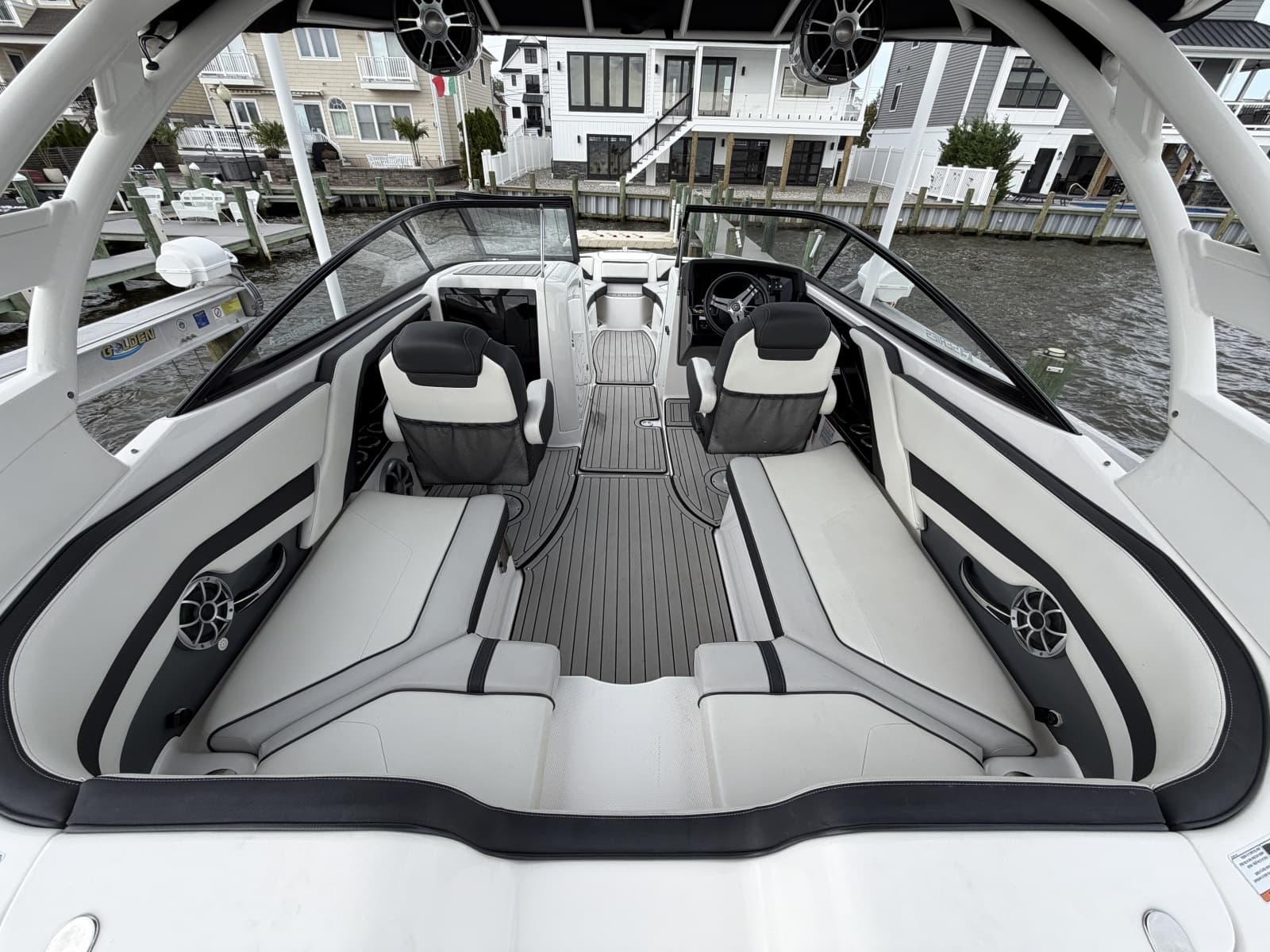 2020 Yamaha Boats 242 Limited S E-Series - Photo 5