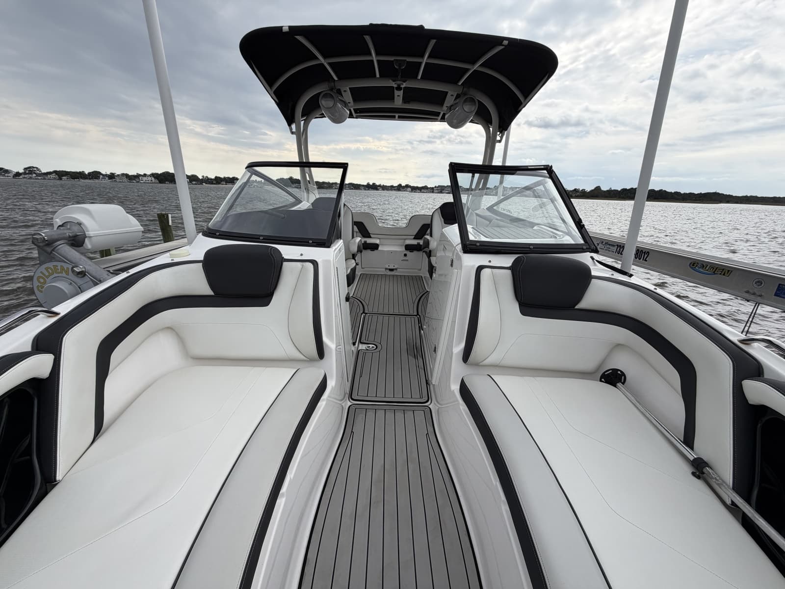 2020 Yamaha Boats 242 Limited S E-Series - Photo 17