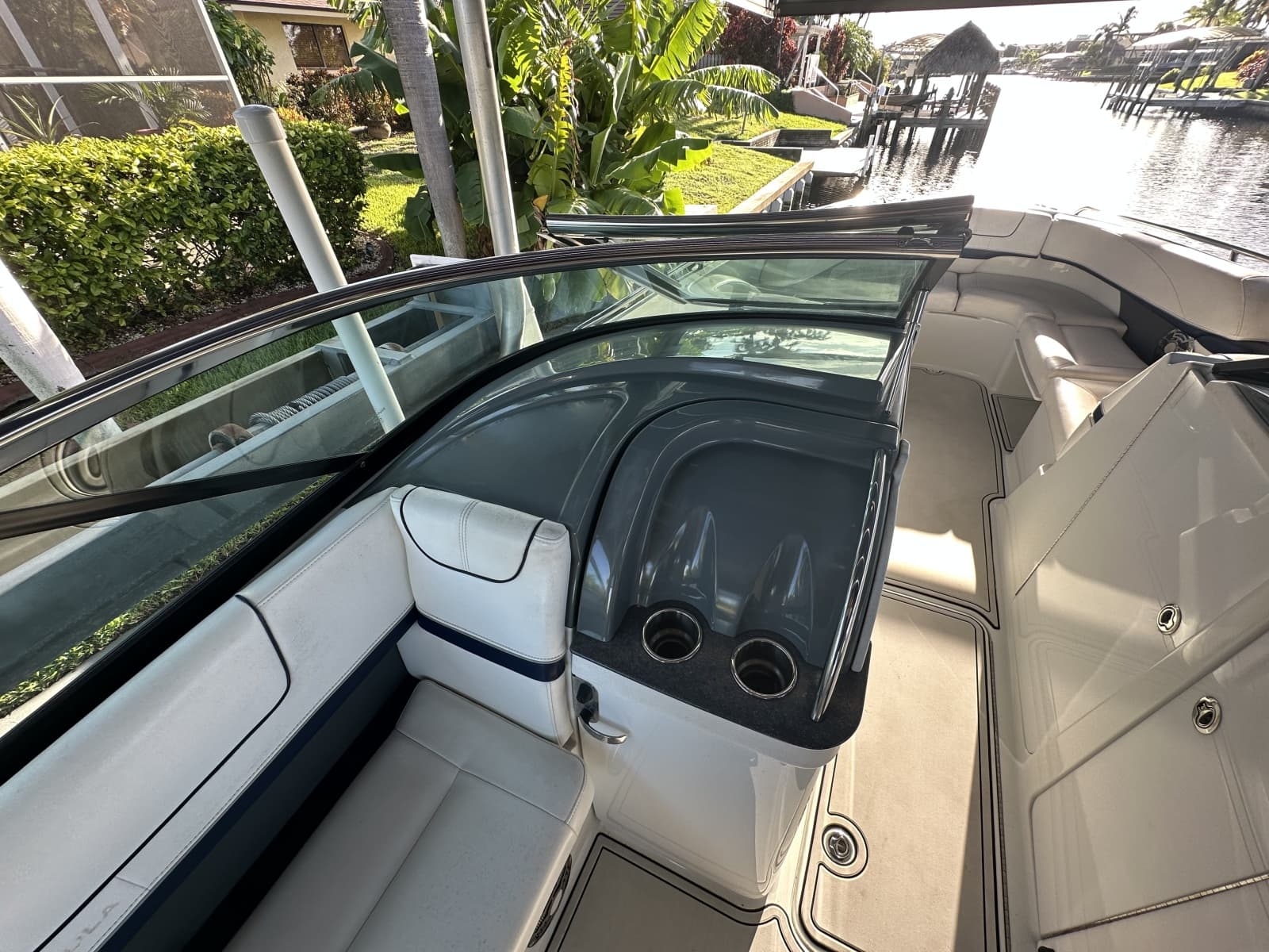 2014 Formula 310 Bowrider - Photo 13