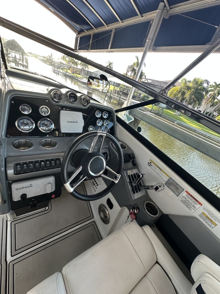 2014 Formula 310 Bowrider - Photo 16