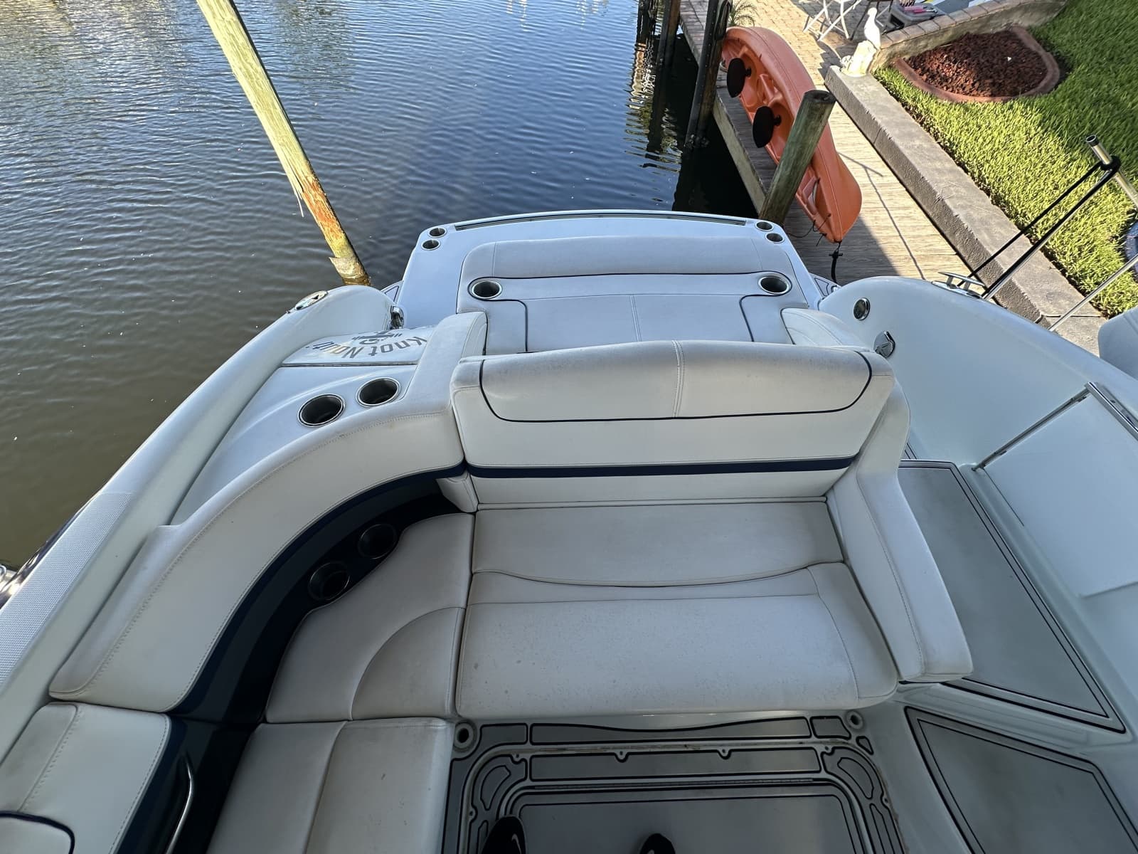 2014 Formula 310 Bowrider - Photo 24