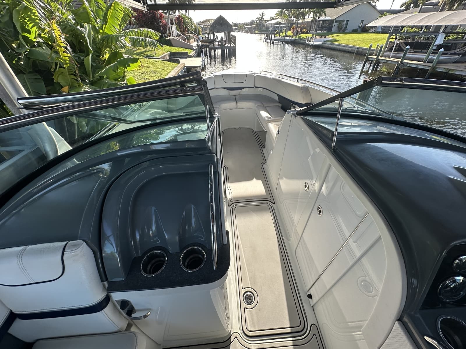 2014 Formula 310 Bowrider - Photo 12