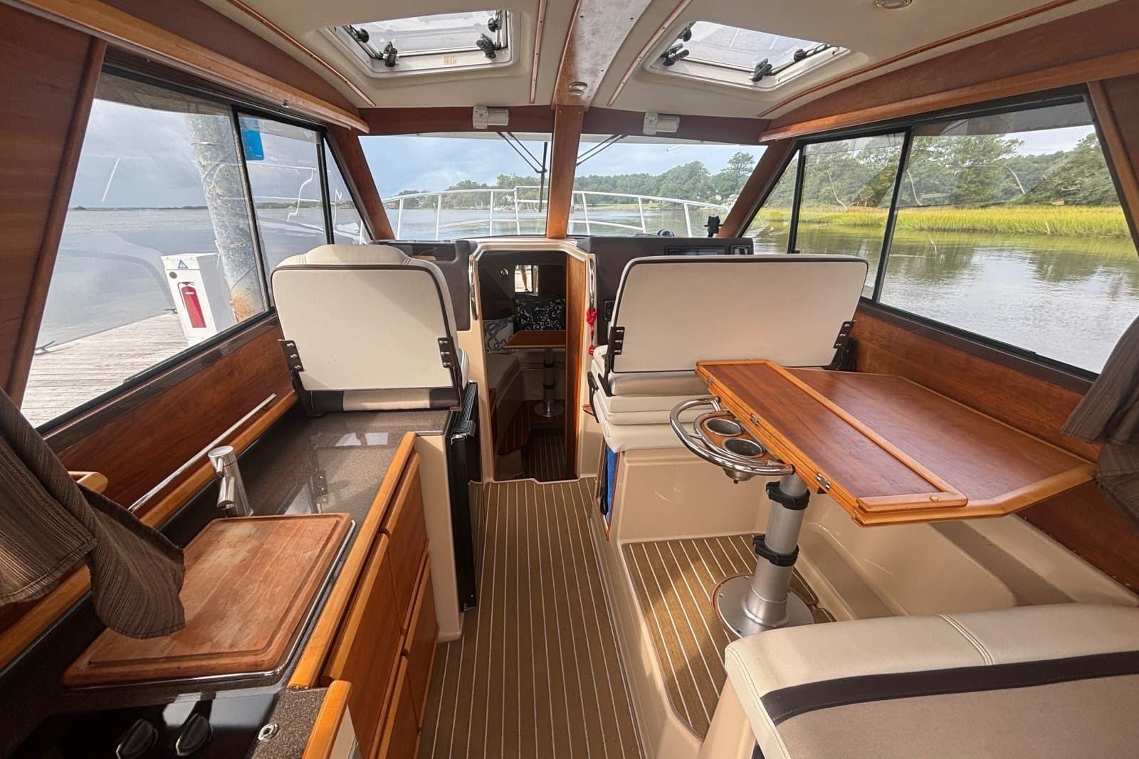 2016 Cutwater C-28 LE - Photo 21
