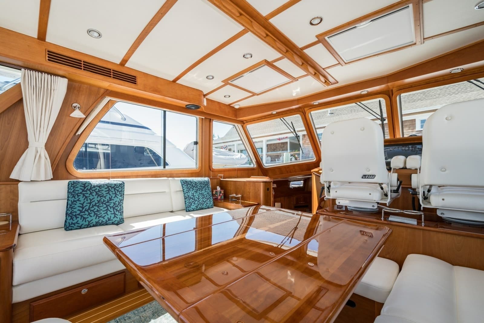 2021 Sabre 48 Salon Express - Photo 50