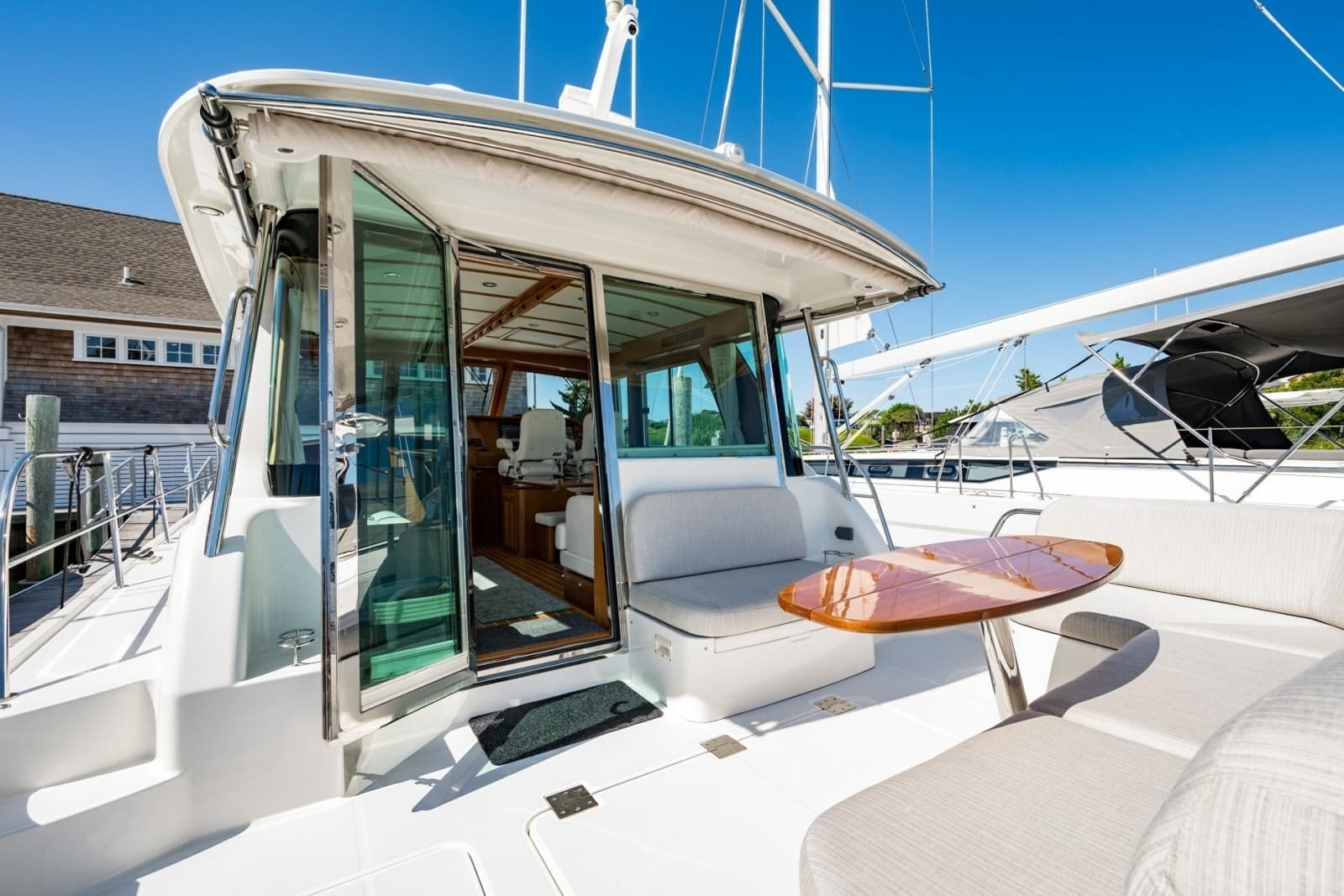 2021 Sabre 48 Salon Express - Photo 52