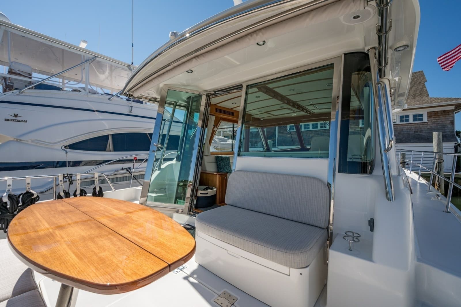 2021 Sabre 48 Salon Express - Photo 55