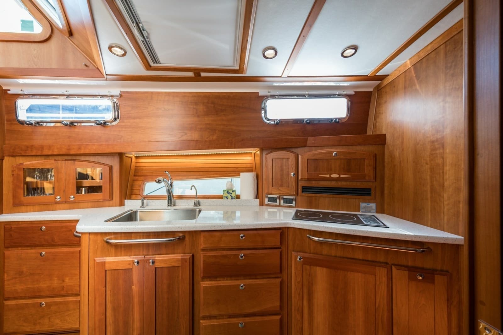 2021 Sabre 48 Salon Express - Photo 34