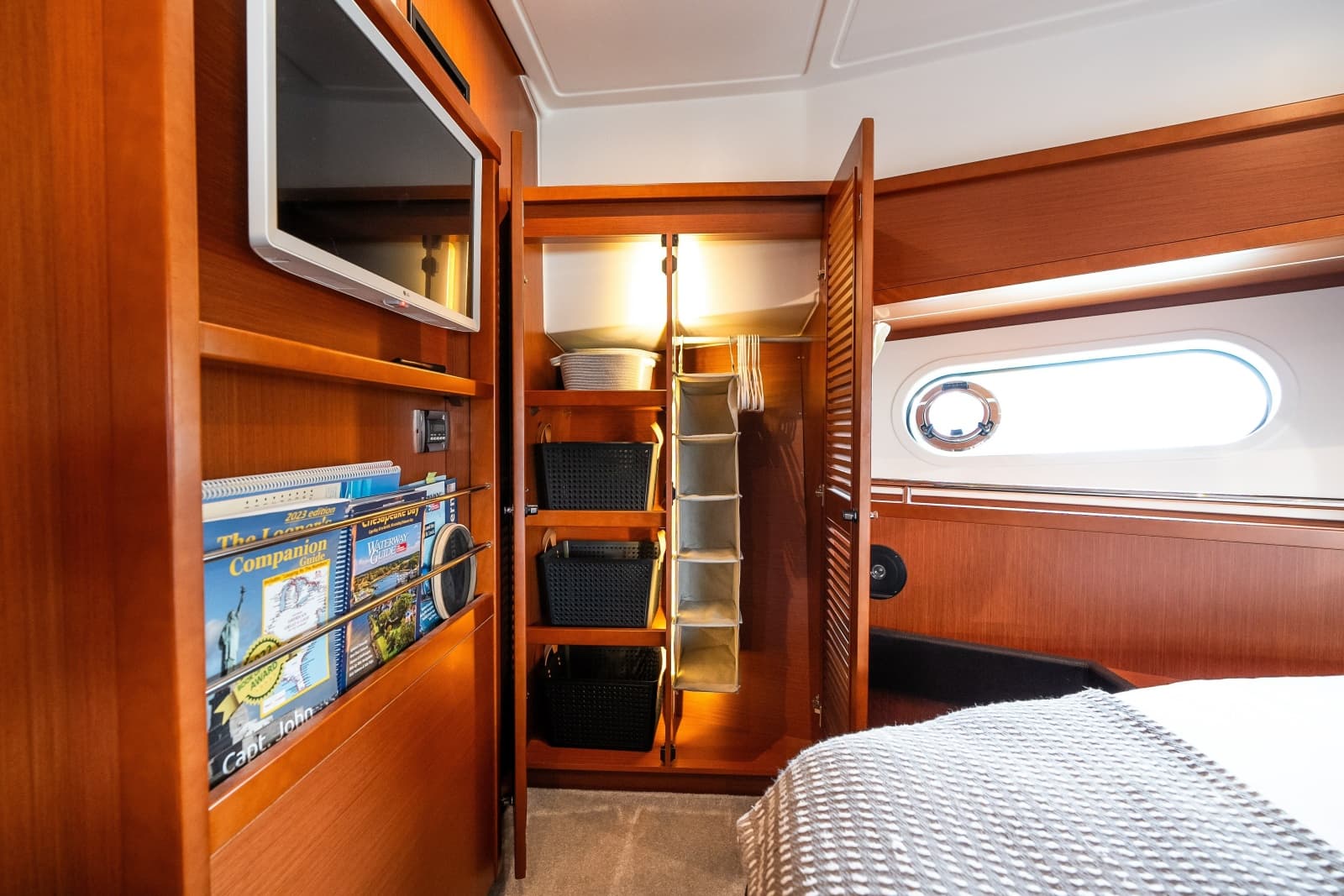 2020 Beneteau Swift Trawler 50 - Photo 80