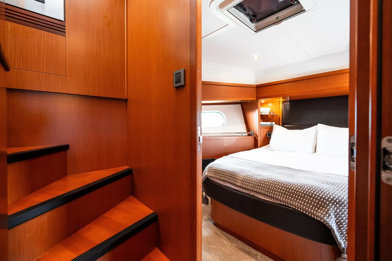 2020 Beneteau Swift Trawler 50 - Photo 84