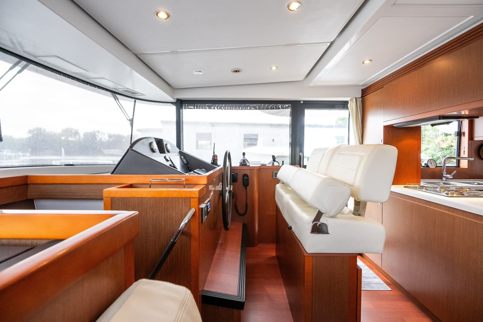 2020 Beneteau Swift Trawler 50 - Photo 95